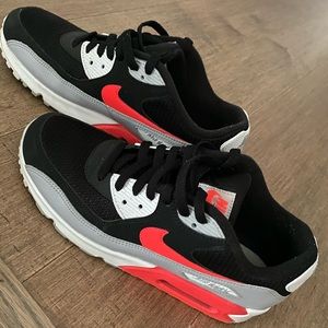 Nike Air Max 90